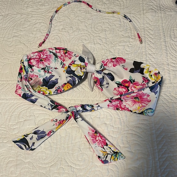 Jessie James Decker x Amore & Sorvete Bikini - Picture 2 of 5